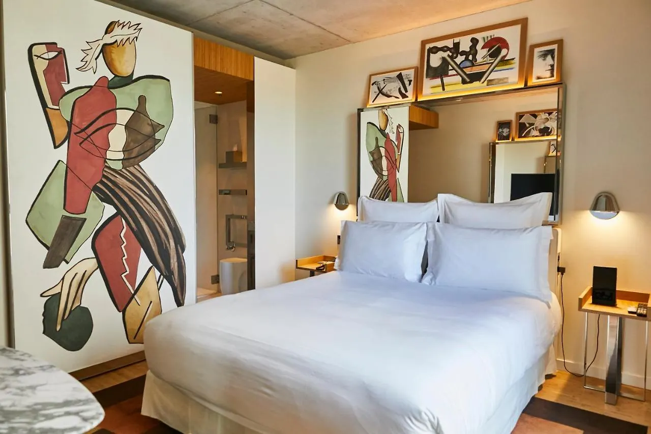 Villa M Paris Hotel